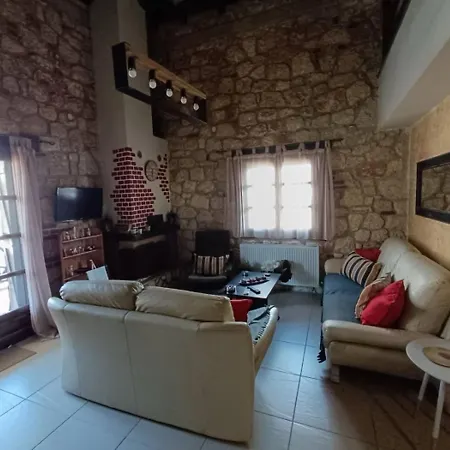 Antonia Appartement Psakoudia